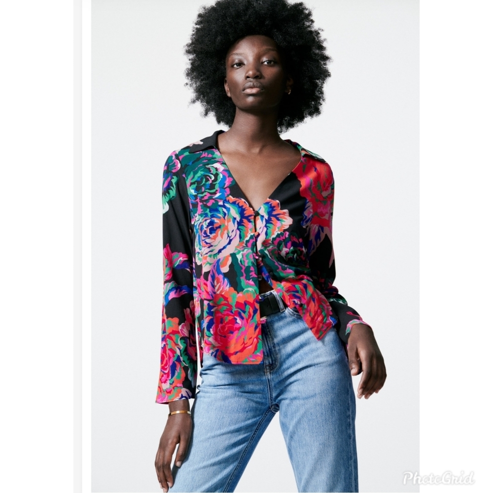 Zara Viscose Vibrant V-neck Floral Print Blouse Size Small